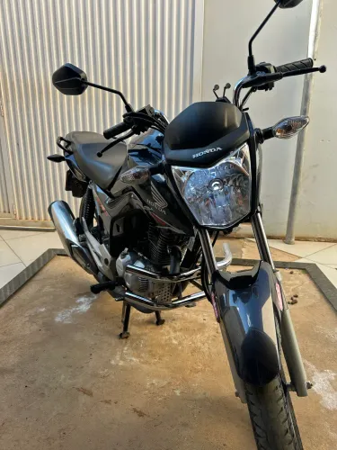 Honda fan de 160 pouco rodada
