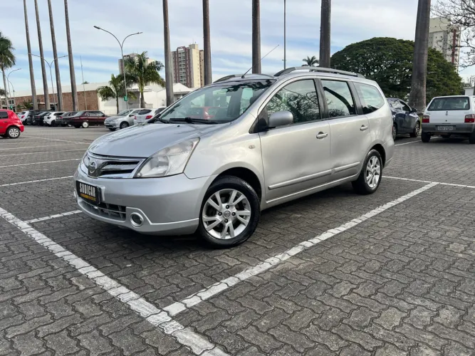 Nissan Livina Grand SL 1.8 16V Flex Fuel Aut. 2014