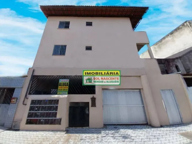 Apartamento com 2 dormitórios para alugar, 40 m² por R$ 957,99/mês - Benfica - Fortaleza/C