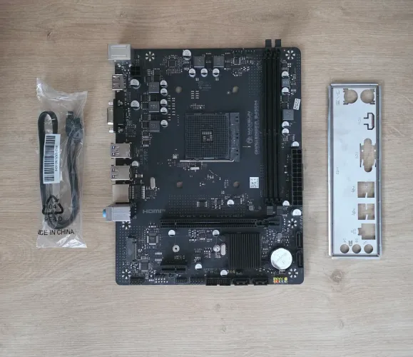 Placa-mãe Maxsun Challenger B450M