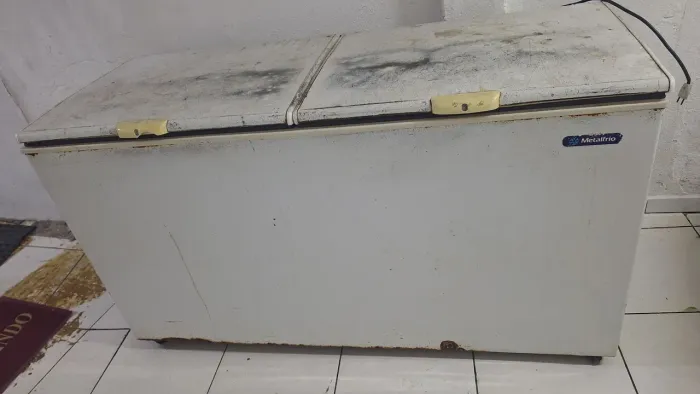 Freezer Dupla ação DA-550 duas tampas 550 litoral Metalfrio