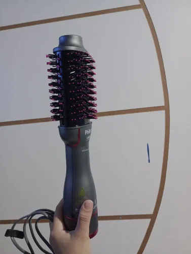 Escova secadora nova