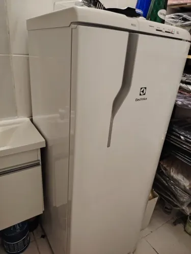 Geladeira SEMI NOVA