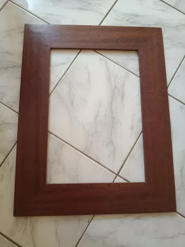 Moldura de madeira