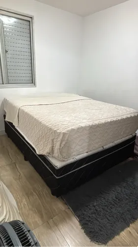 Cama e colchão 