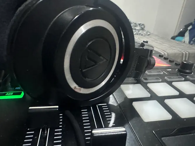 Vendo Traktor S5 perfeita c/Hard Case