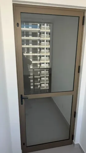 Portas de alumínio com vidro
