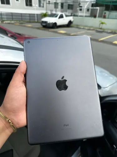 iPad 64