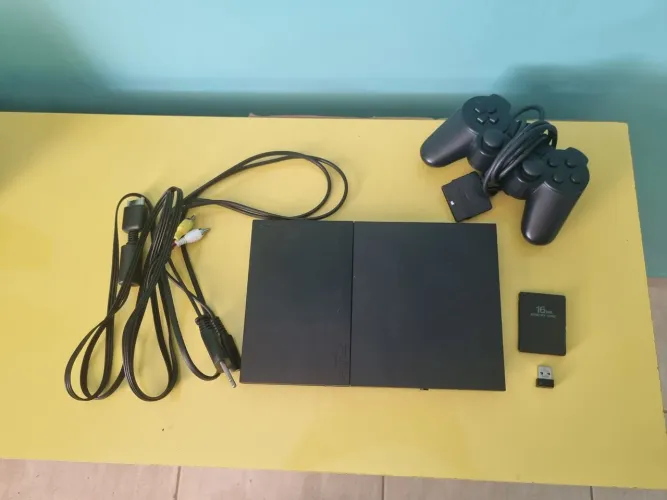 Vendo PlayStation 2
