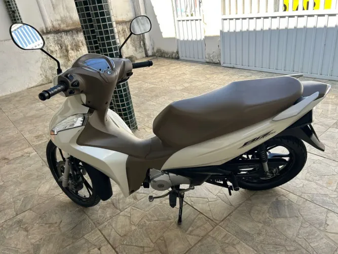 BIZ 125