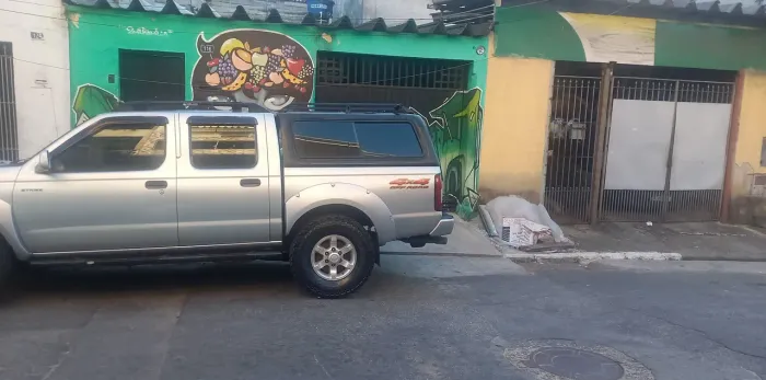 Nissan Frontier Se/se Strik/one CD 4X4 2.8 Dies 2005