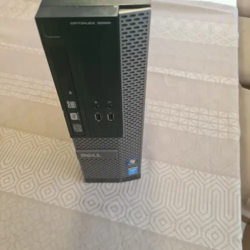 Dell optplex 3020 - Corei3 , SSD 240, 8Gb memória - WIN11- R$ 750