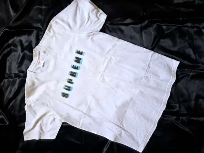 CAMISETA SUPREME