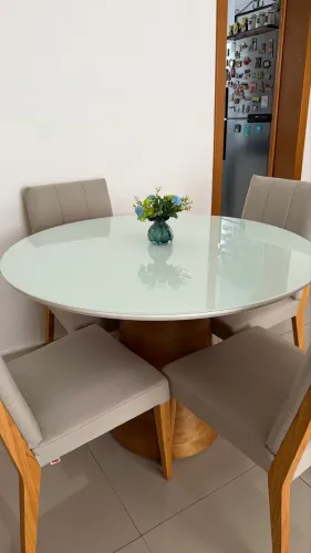 Mesa de jantar + cadeiras