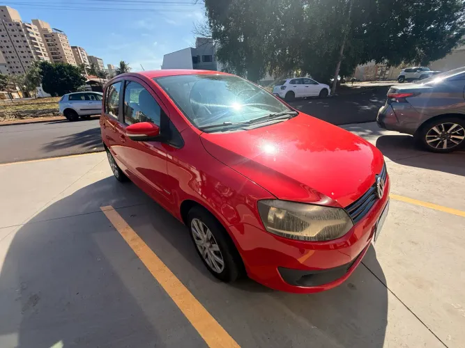 Volkswagen Fox 1.6 MI Total Flex 8V 5P 2013
