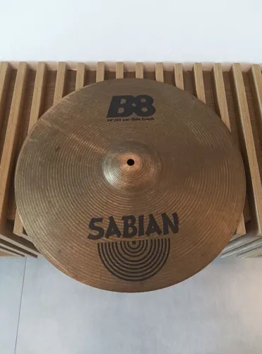## VENDIDO ## Prato de bateria Sabian B8 Thin Crash 16