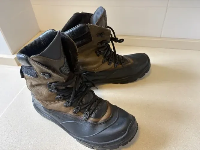 Botas Coturnos Acero Couro E Borracha - Tam. 44/45