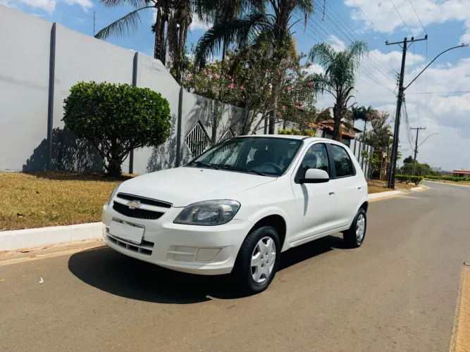 Chevrolet Celta Spirit/ LT 1.0 MPFI 8V Flexp. 5P 2014