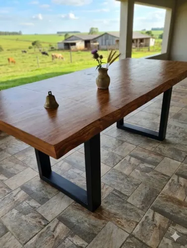 Mesa rústica 2mts c/borda orgânica fábrica