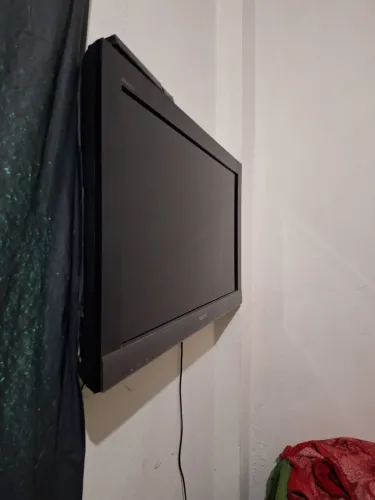 Vendo TV Sony 40 polegada com detalhes