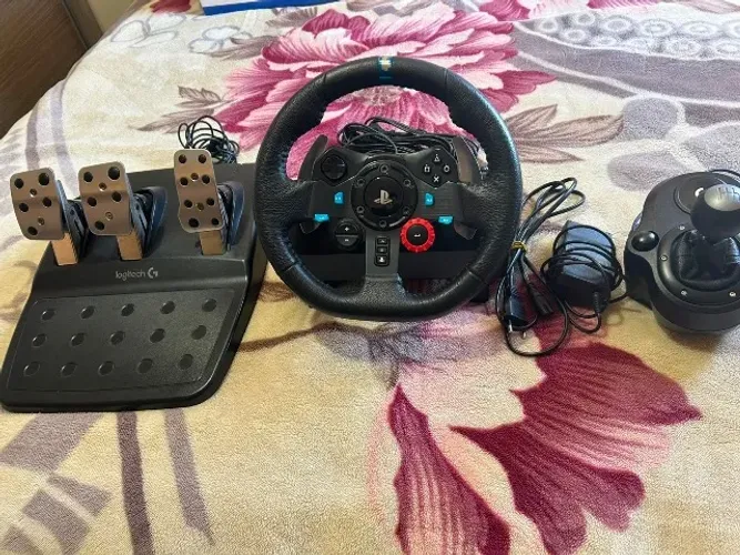 Volante Logitech G29 Com o Câmbio incluso