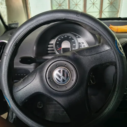 Volkswagen Gol Geração IV Titan 1.0 8V Total Flex Mec. 4P 2010