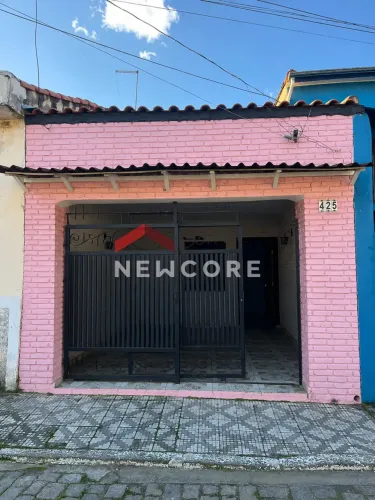 Casa em Rua Marechal Deodoro - Vila Pantaleão - Caçapava/SP