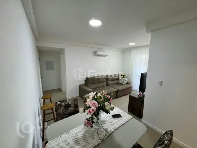 Apartamento à venda Rua Francisco Pedro Machado, Barreiros - São José