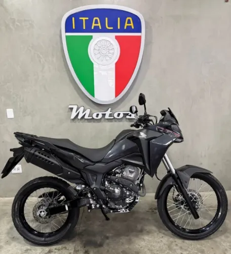 XRE 300 SAHARA 2026 ZERA C/ 2 MIL KMS IMPECÁVEL FINANCIAMOS