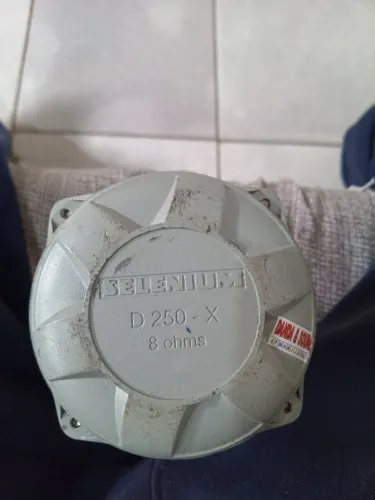 Corneta 250x 8 ohms