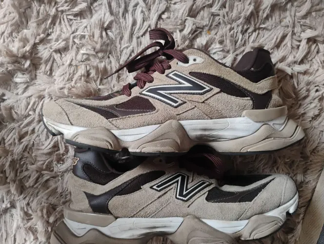 Tênis New balance/43