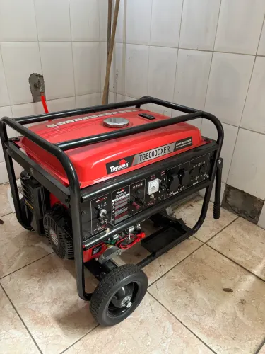 Gerador Toyama TG8000CXER a Gasolina - Usado Apenas 1 Vez