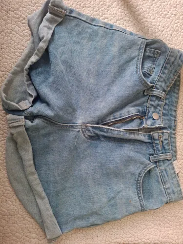 Short jeans tamanho 36 cintura alta + Brinde Gratis