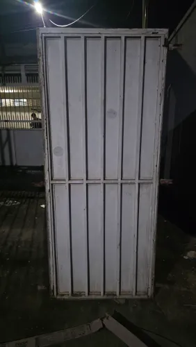 Portão de ferro