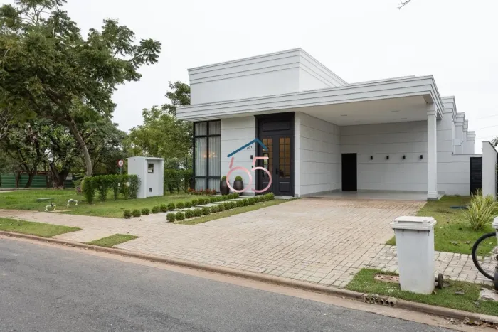 Casa Térrea Alphaville 1, 4 suítes Móveis planejados, Energia solar
