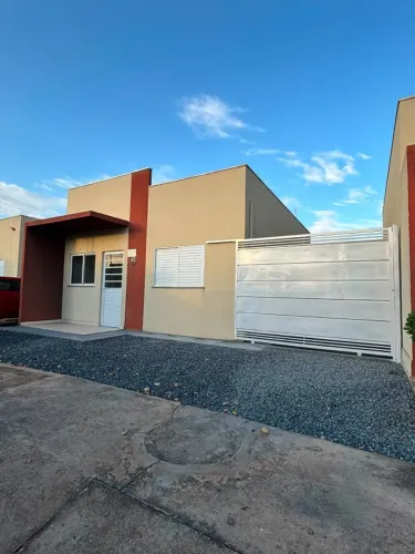 Casa nova em condomínio fechado no Residencial Hawaii ? Aceita Financiamento