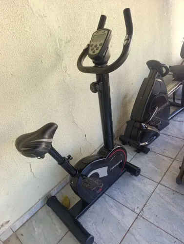 Bike semi profissional ótima marca 