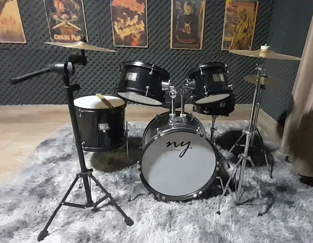 Vendo Bateria Acústica Infantil Preta completa