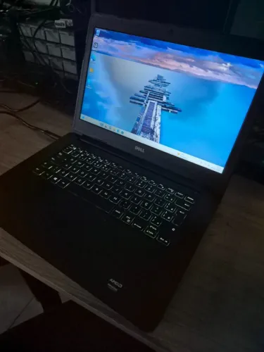 Notebook Dell i5 8 Gigas SSD 128 Gigas Vídeo Dedicado Somos Loja