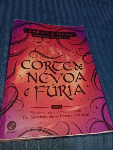 Livro - Corte de névoas e fúria Vol. 2