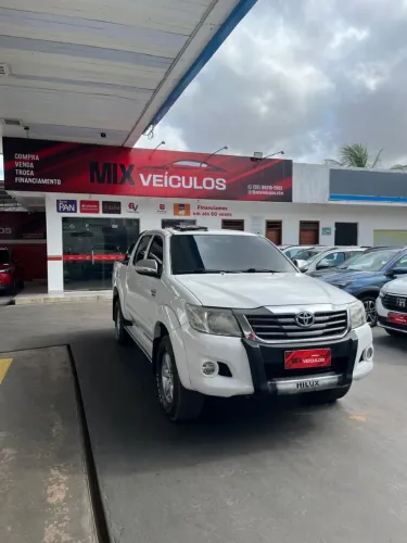 Toyota Hilux CD SRV 4X4 2.7 Flex 16V Aut. 2015