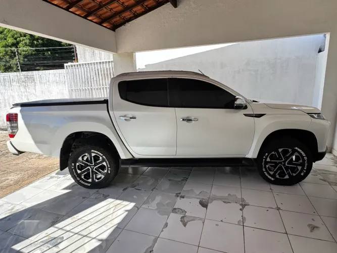 Mitsubishi L200 Triton Sport HPE-S 2.4 CD Dies. AUT 2023