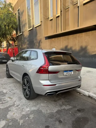 Volvo XC-60 XC 60 T-8 Híbrido R-design 2.0 5P 2019