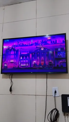 Tv 42 polegadas usado com defeito 