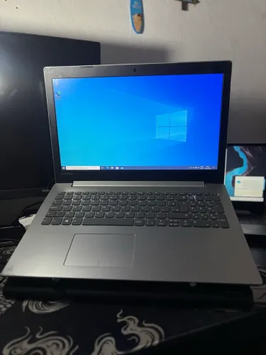 Notebook Lenovo i7 8GB RAM 7ª Geração