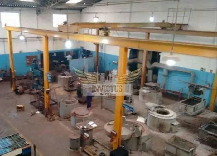 Galpão Industrial à Venda, 590m² - Capuava, Mauá/SP.