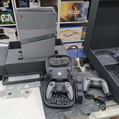 Vendo Playstation 5 Pro 30 Anniversary Edição Limitada n 00781