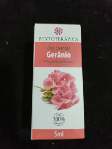 R$ 50 | Óleo Essencial Phitoterápica | Aroma Gerânio | 5ml | Vencimento em 05/2026