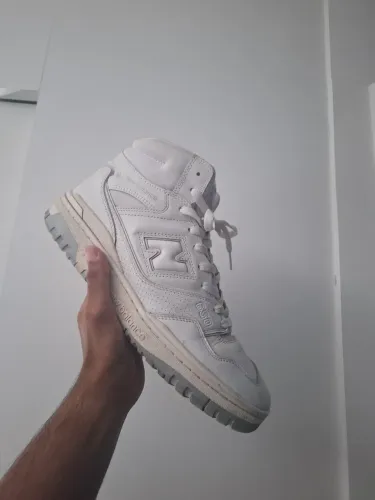 New Balance 650