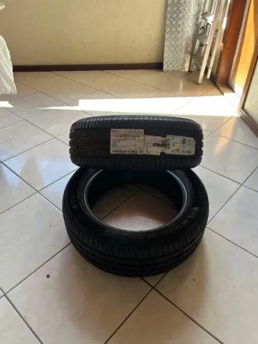 Pneu Michelin Primacy 4+ (medida 225/55 R18)